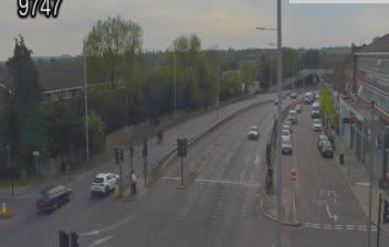 London Borough of Barnet: Edgware Way - Broadfields Ave