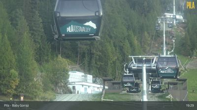 Gressan › South: Pila - Aosta Telecabina | Gondola