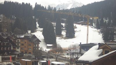 Pinzolo: Piazza Brenta Alta - Trentino-Alto Adige, Italia: Visuale dal Hotel Garnì la Montanara Madonna di Campiglio