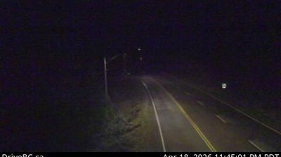 Egmont › Syd: Highway 101 at - Road, south of Earls Cove on the Sunshine Coast, looking South