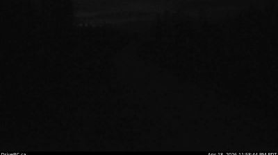 Kelowna › Nord: Highway 33 about 41 km southeast of - just south of Big White Road, looking north