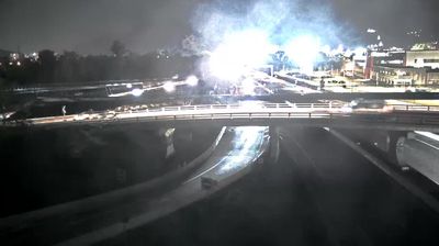 Webcam Seyssinet-Pariset: Grenoble-Autoroute A480 à Grenoble. Vue orientée sur l’entrée et sortie de Grenoble Sud