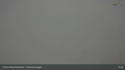 Schwangau: Füssen - Schloss Hohenschwangau, Blick zur Wallfahrtskirche St. Coloman