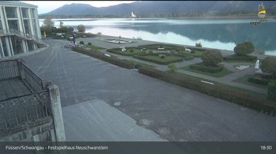 Webcam Fuessen: Schwangau - Festspielhaus Neuschwanstein, PARKANLAGE LUDWIGS FESTSPIELHAUS