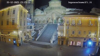 Amalfi: Campania, Italia: Piazza Duomo