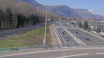 Webcam Sassenage: Saint-Égrève-Visualisation du trafic entrant dans Grenoble centre (RN481) et trafic autoroutier entrant et sortant de l'A480