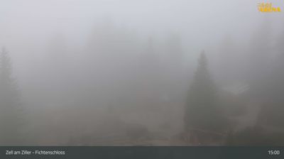 Marktgemeinde Zell am Ziller: Zell am Ziller, Zillertalarena - Fichtenschloss, Fichtenschloss auf der Rosenalm