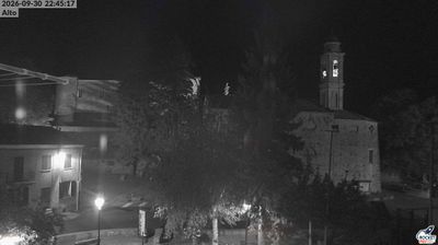 Alto › South: San Michele Arcangelo - Castello dei Conti Cepollini di Alto e Caprauna