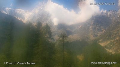Macugnaga: Piemonte, Italia: Parete est monte rosa