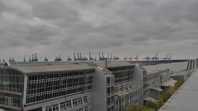 Hamburg: Livespotting - Webcam am Cruise Center in Altona im Hamburger Hafen