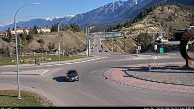 Live webcam in Radium Hot Springs, Canadà