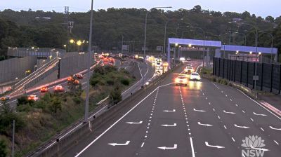 North Sydney › West