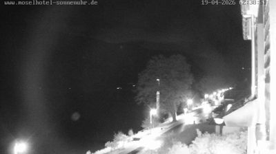 Bernkastel-Kues: Moselhotel Sonnenuhr