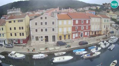 Veli Losinj: Veli Lošninj webcam - main square