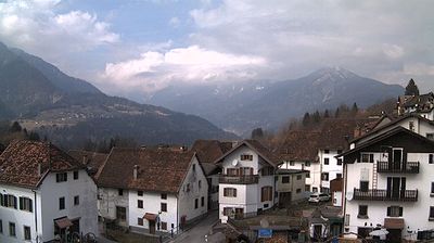 Ovaro › West: Liariis