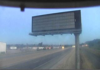 ˌpæsə ˈroʊbʊlz › South: US-101 : Stockdale Road
