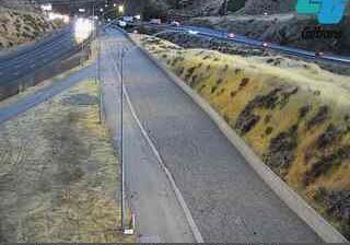 Grapevine › North: KER-5-AT TRUCK ESCAPE RAMP(MEDIAN)