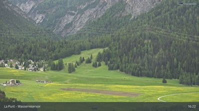 Live webcam in La Punt Chamues-ch, Suïssa