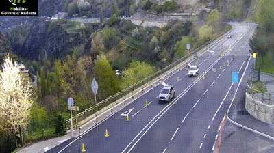 les Bons › Nord-est: CG2 - PK 5+880 (Encamp Nord) - 1.330 metres