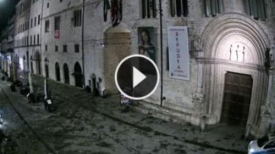 Perugia › North-east: Corso Vannucci