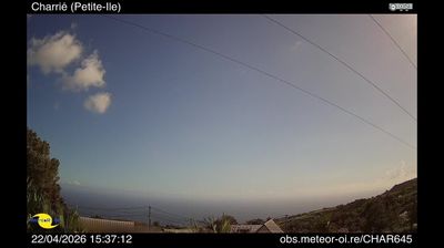 Petite-Île › West