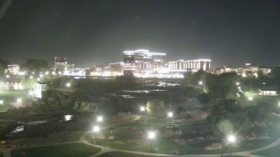 Sioux Falls › South: Falls Park - Falls of the Big Sioux River - Big Sioux River