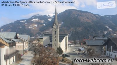 Maishofen: Dorfplatz - Blick nach Osten zur Schwalbenwand