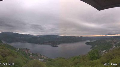 Live webcam in Madonna del Sasso, Itàlia