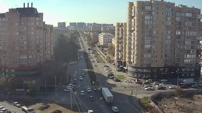 Astrakhan: Астрахань, Джона Рида площадь, 7 к1
