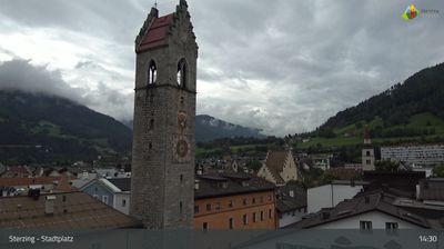 Sterzing - Vipiteno: Stadtplatz - Zwölferturm - Torre delle dodici - Zwölferturm Tower