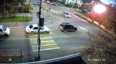 Шелеховское городское поселение: 3-й квартал: 3кв-л 3дом на перекрёсток