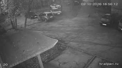 Шелеховское городское поселение: 1-й микрорайон: 1м-он 15дом во двор