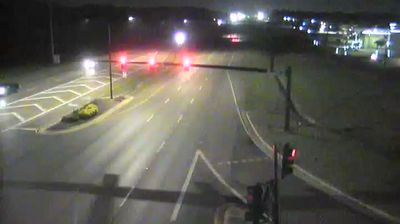 Creekwood Place: Lakeland Dr at Cooper Rd