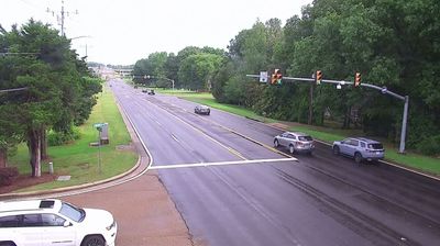 Olive Branch: MS 305 at Longwood Dr