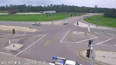 Lux: US 49 at MS 42