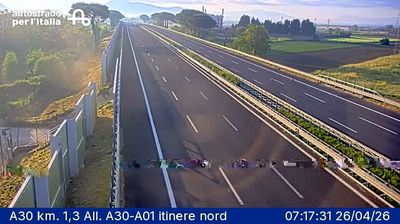 Live webcam in San Marco Evangelista, Италија