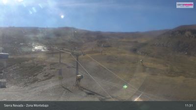 Pradollano: Sierra Nevada - Zona Montebajo, Zona Montebajo