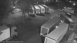 Tata: M1 Remeteség pihenő, bal oldal -> Kamionparkoló