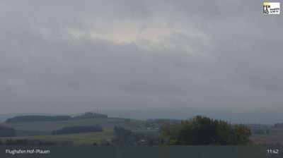 Hof: Flughafen - Plauen, Blick zum Fichtelgebirge - Waldstein/ Schneeberg
