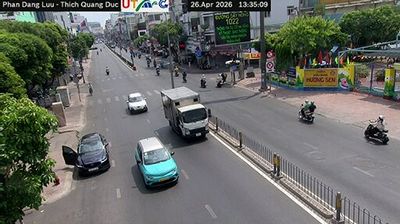 Phuong 2: Đường Phan Đăng Lưu - Thích Quảng Đức