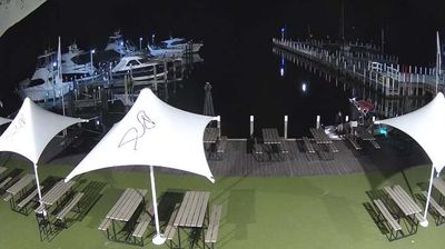 Paynesville › East: The Metung Hotel - Kurnai Avenue - Bancroft Bay - Gippsland Lakes