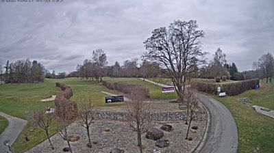 Grafing › West: Golf-Club Schloss Elkofen e.V.