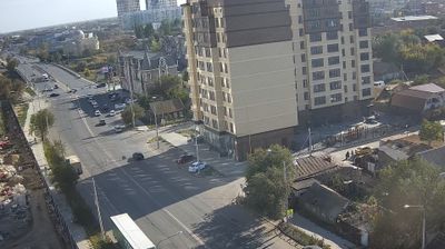 Astrakhan: Астрахань, Баумана, 13