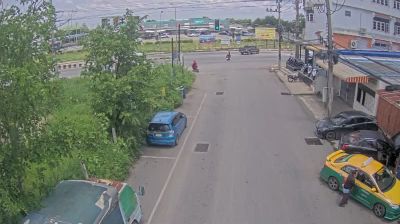 Ongkharak: Kerry Express Parcel Service Point