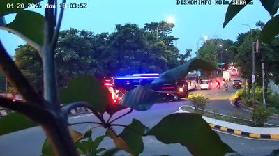 Serang: Tugu Jaya Serang - Exit Tol Serang Timur - Pintu Tol Serang Timur - Jalan Akses Tol Serang Timur - Jalan Raya Jakarta - Jalan Raya Pantura