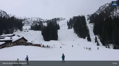 Madonna di Campiglio: Kabinenbahn Nube d´argento