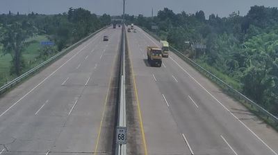 RW 14: Jalan Tol Cimanggis - Cibitung