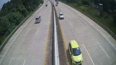 RW 14: Jalan Tol Cimanggis - Cibitung