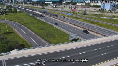 Oakville: QEW near Winston Churchill Boulevard