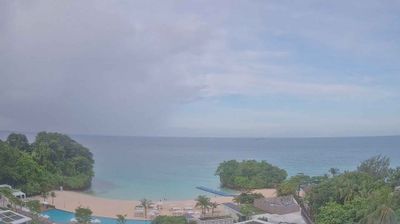 Malay: Crimson Resort and Spa Boracay - Punta Bunga Beach - Sibuyan Sea